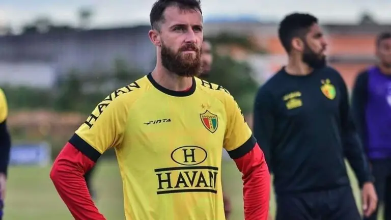 Onde assistir Brusque x Tombense ao vivo e horário da Série B (20/05)