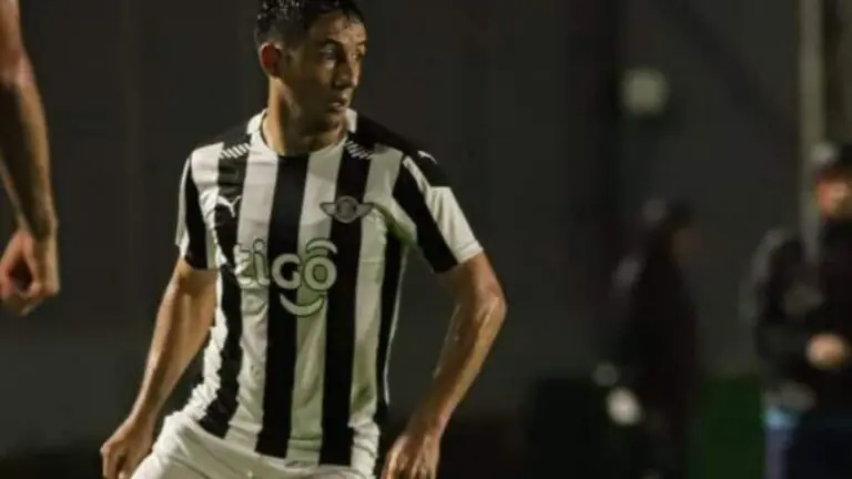 Onde assistir Caracas x Libertad ao vivo, horário e escalações hoje