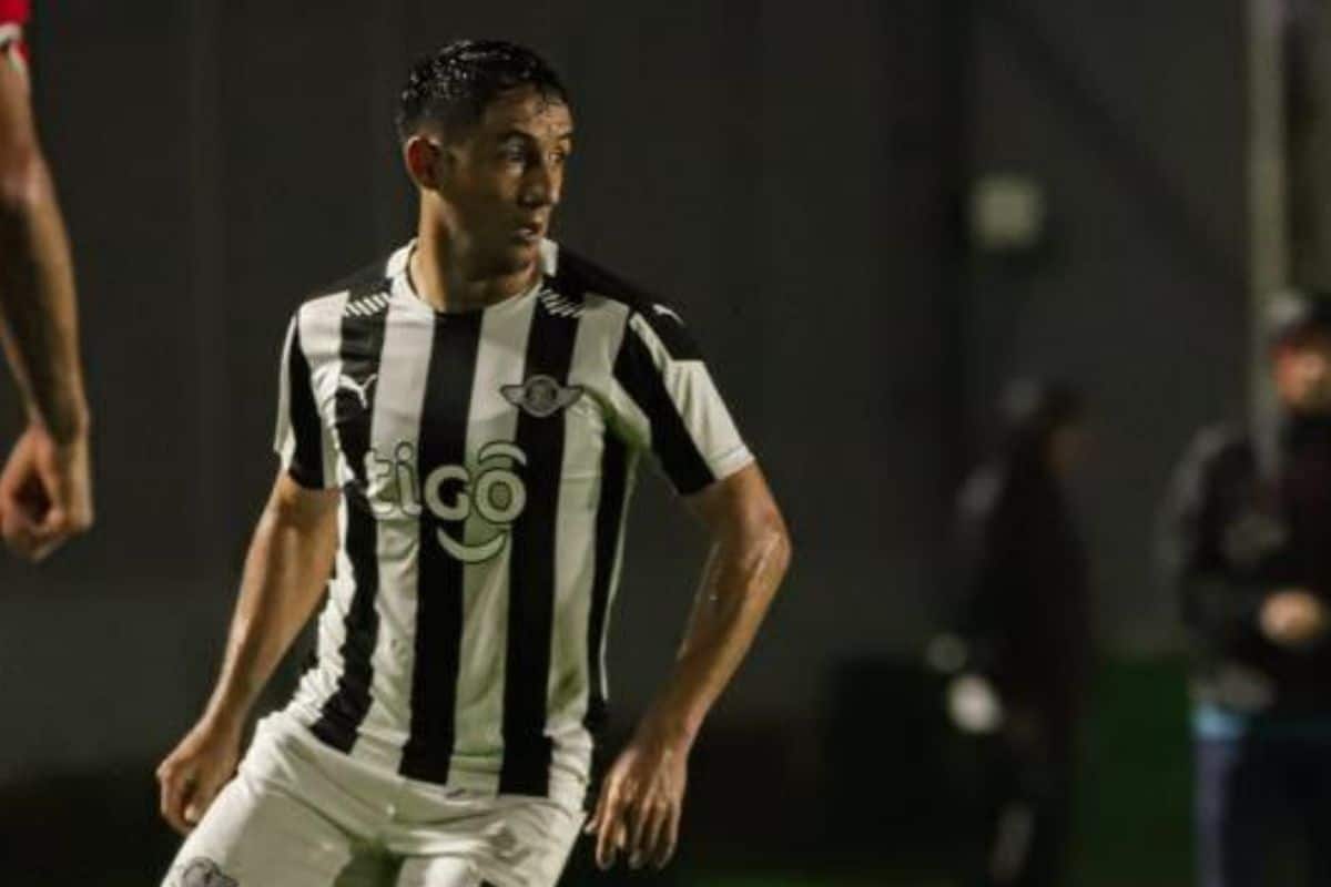 Onde assistir Caracas x Libertad ao vivo, horário e escalações hoje