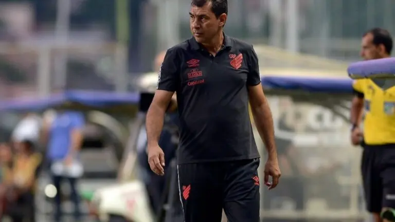 Libertadores: onde assistir The Strongest x Athletico PR ao vivo e horário