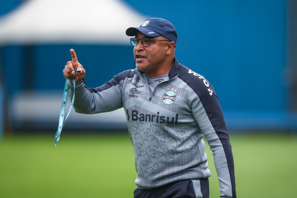 Qual canal vai passar o jogo do Grêmio hoje