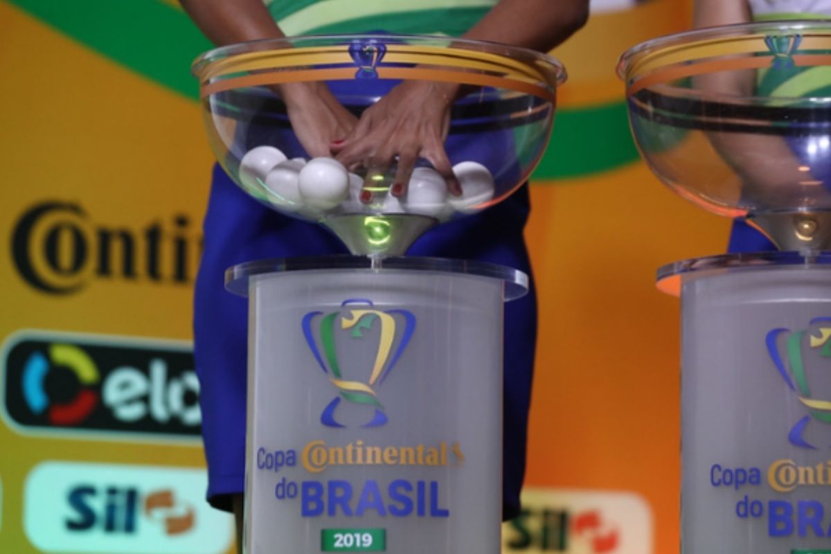 Confronto das oitavas de final da copa do brasil 2022