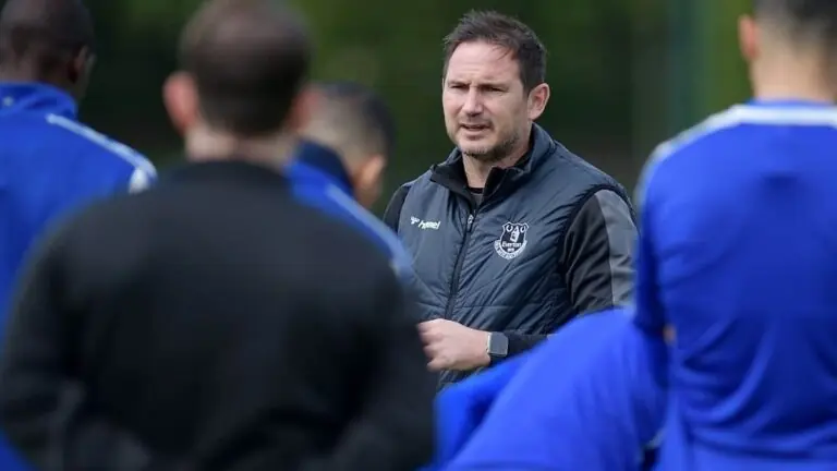 Onde assistir Leicester x Everton ao vivo, horário e escalações (08/05)