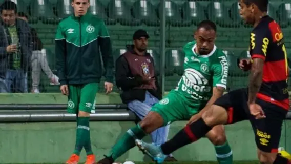 Série B: onde assistir Vila Nova x Chapecoense ao vivo e horário (19/05)
