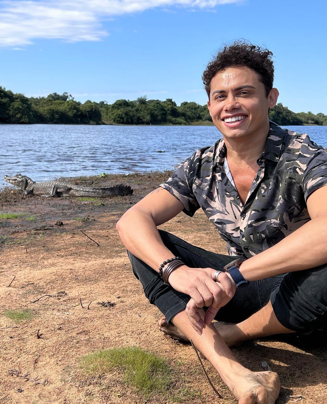 Zaquieu novela Pantanal: Silvero Pereira dá spoiler de viagem pantaneira silvero