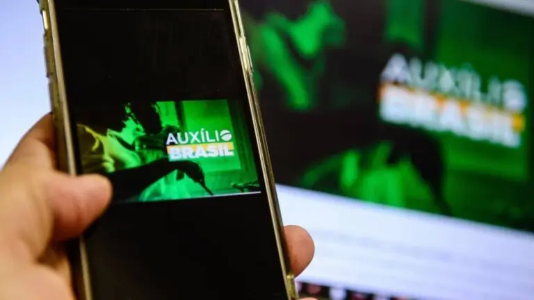 Auxílio Brasil vai aumentar para R$ 600? Veja valor do benefício