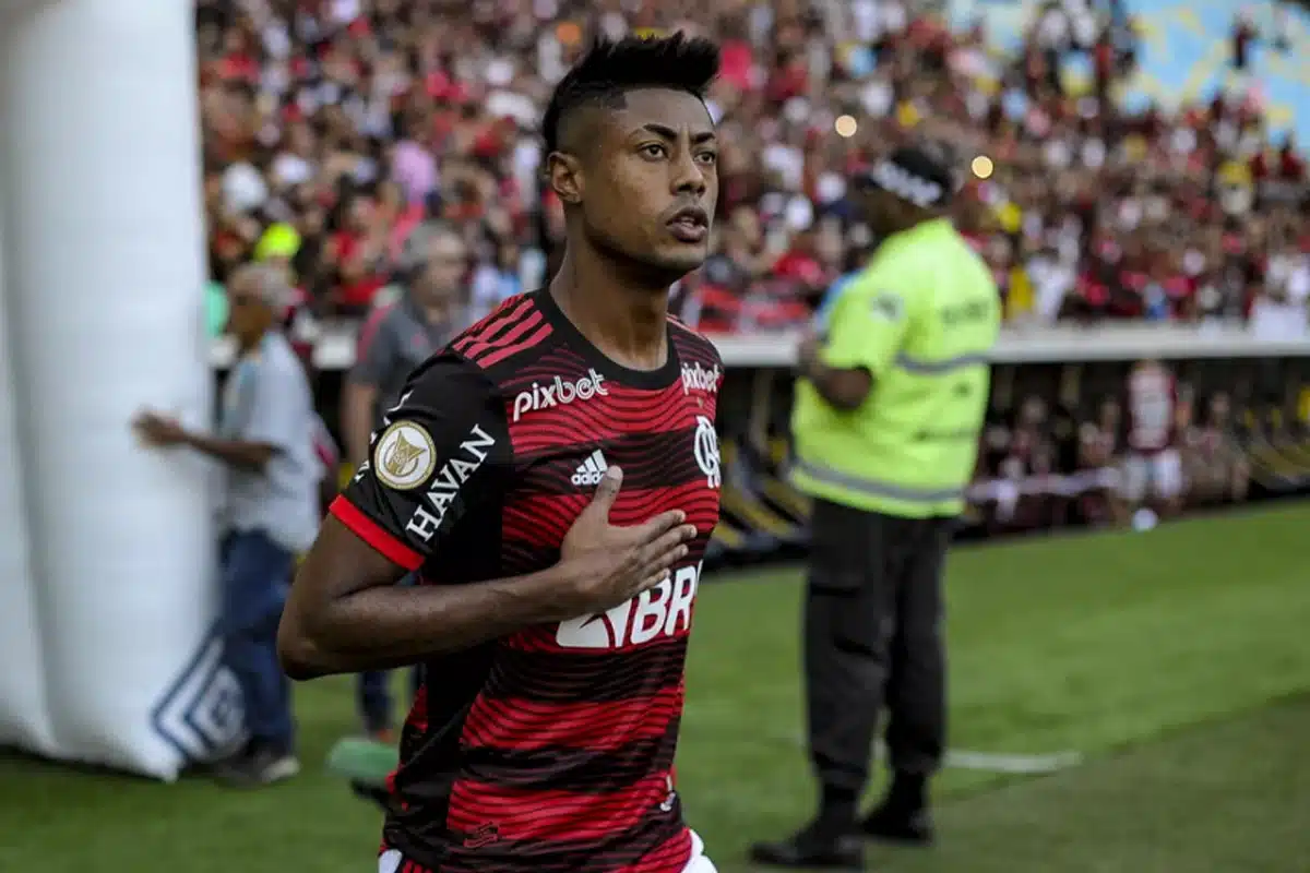Quanto ganha Bruno Henrique do Flamengo?