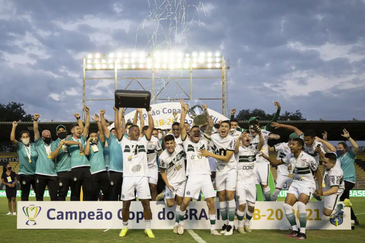 Qual foi o camapeão da Copa do Brasil Sub-20?