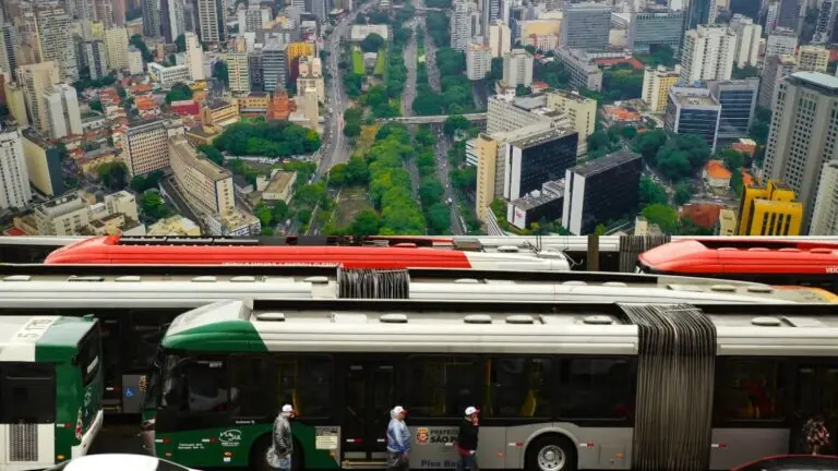 Fim da greve de ônibus São Paulo: linhas voltam a circular