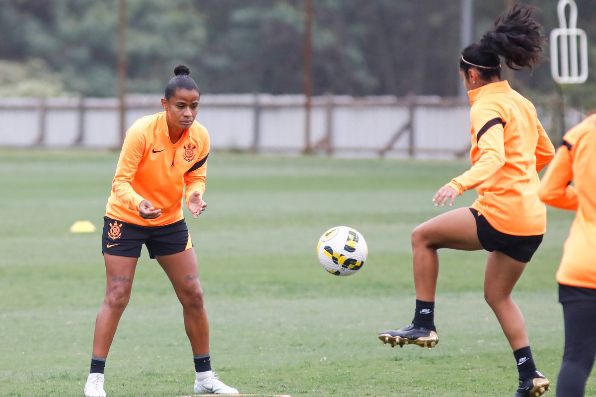 Brasileirão Feminino: Assista ao vivo e de graça Corinthians x ESMAC