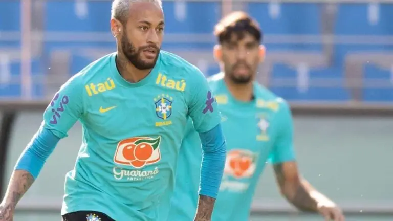 Neymar se machucou? Atacante vira dúvida para amistoso contra Coréia