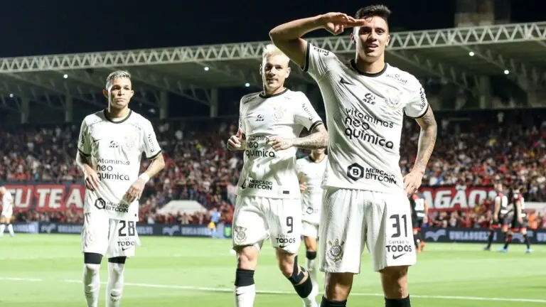 Tabela do Brasileirão 2022 atualizada: Corinthians assume liderança