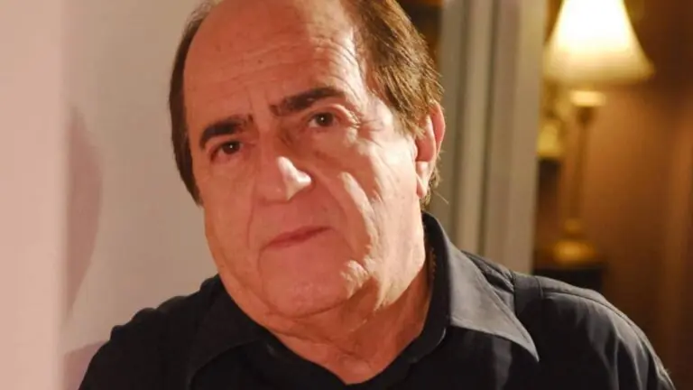 Final de Silveirinha em A Favorita tem redenção e vingança contra Flora