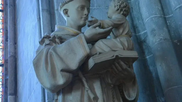 Por que Santo Antonio é casamenteiro?