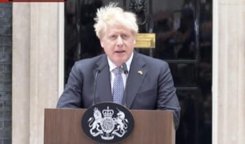 boris johnson renuncia