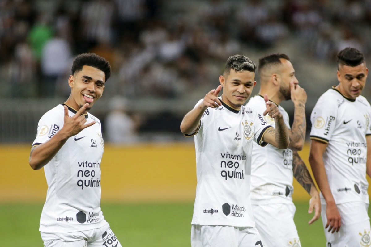 Confira a classificação após a 1ª rodada do Brasileirão 2022