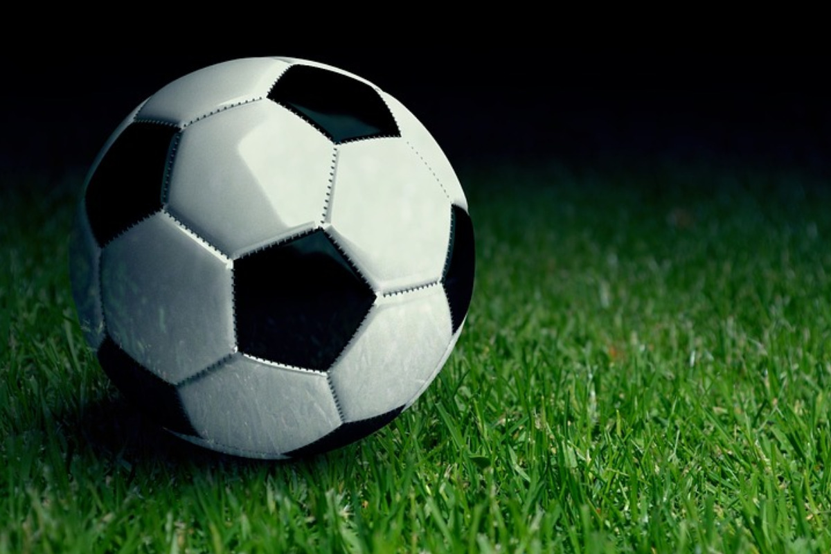 Jogos de hoje: onde assistir o futebol deste sábado (26/12) na internet -  CenárioMT