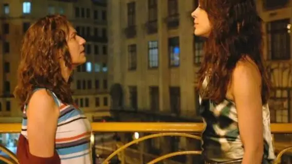 Novela A Favorita quem é a culpada: Donatela ou Flora?