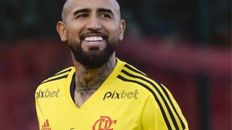 Quando Vidal estreia no Flamengo? Confira provável data
