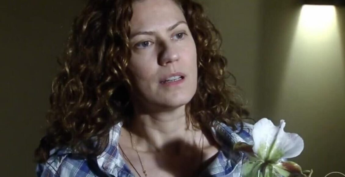 resumo da novela a favorita final
