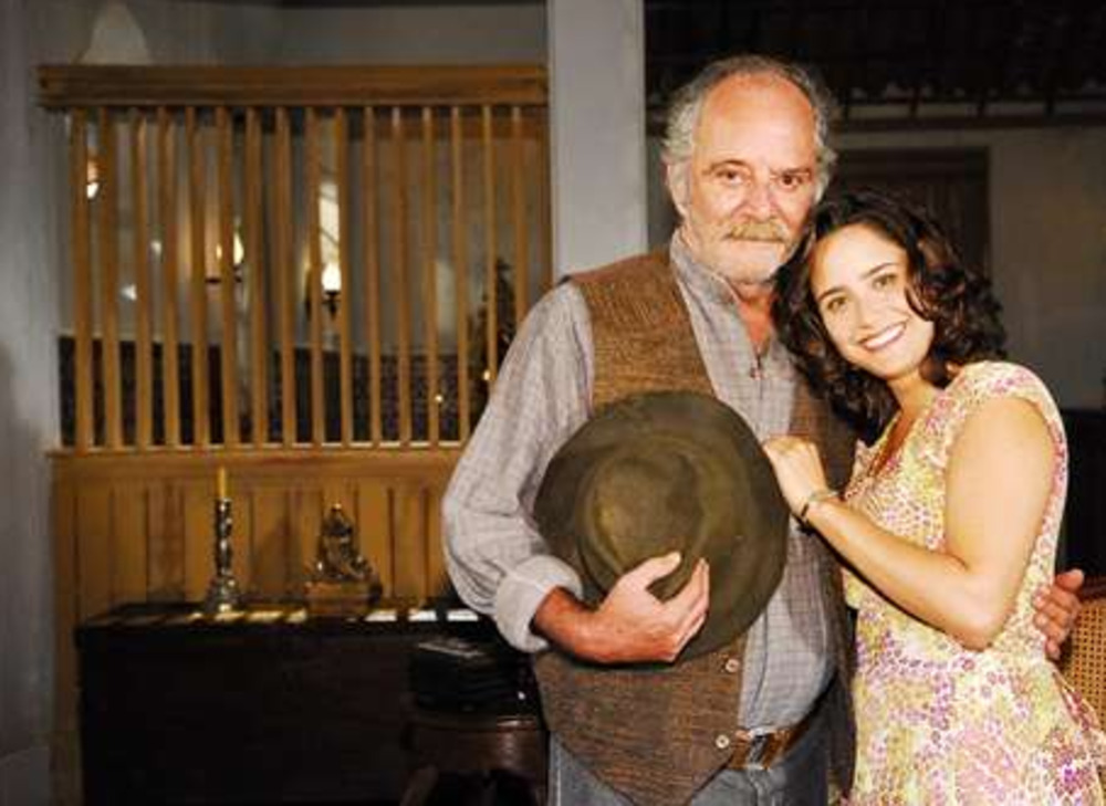 Desejo Proibido novela: relembre papel de Cláudio Marzo claudio