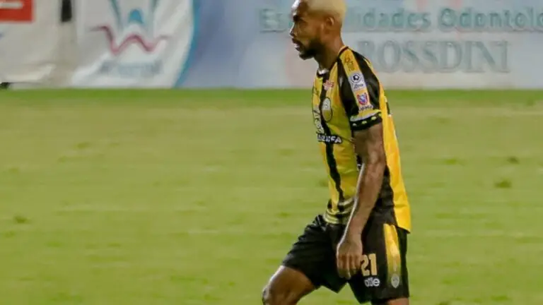 Onde assistir Deportivo Táchira x Independiente del Valle hoje (02/08)