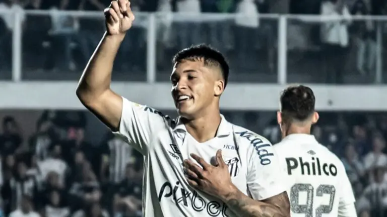 Onde assistir Coritiba e Santos hoje ao vivo, horário e escalação (8/8)