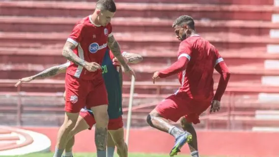 Onde assistir Náutico x Vila Nova ao vivo, horário e escalação (19/08)