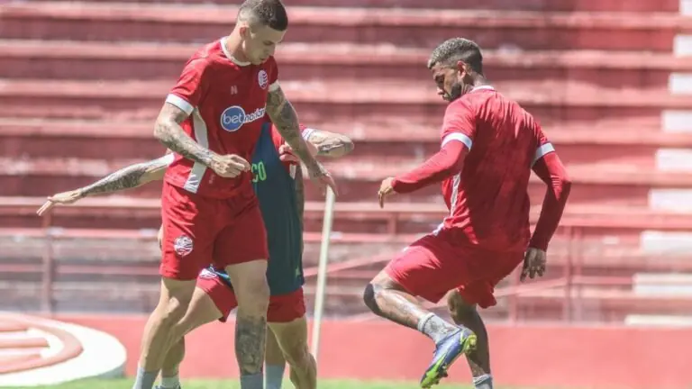 Onde assistir Náutico x Vila Nova ao vivo, horário e escalação (19/08)