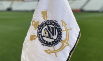 Que horas é o jogo do Corinthians hoje