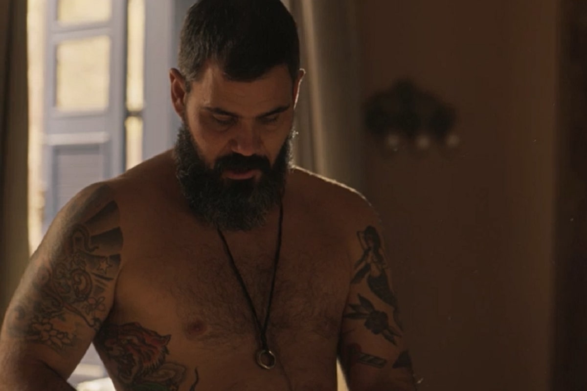 Juliano Cazarré tatuagens: veja os desenhos do ator juliano cazarré tatuagens