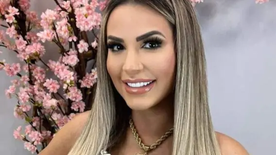 Deolane Bezerra tem doutorado? De onde vem o título