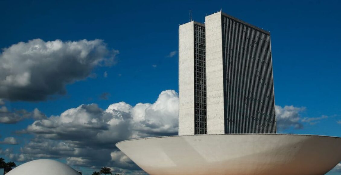 Qual o salário deputado federal 2022