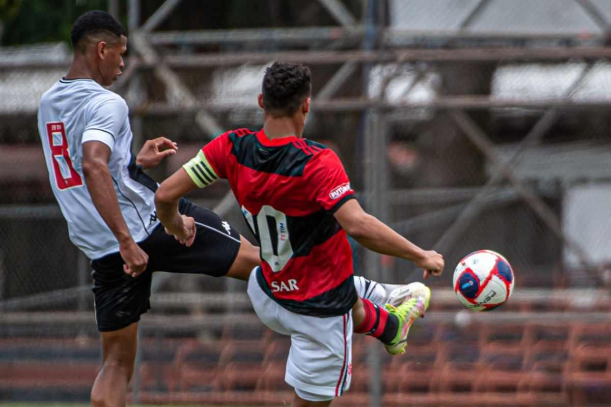 Onde vai passar o jogo do Flamengo sub-17?