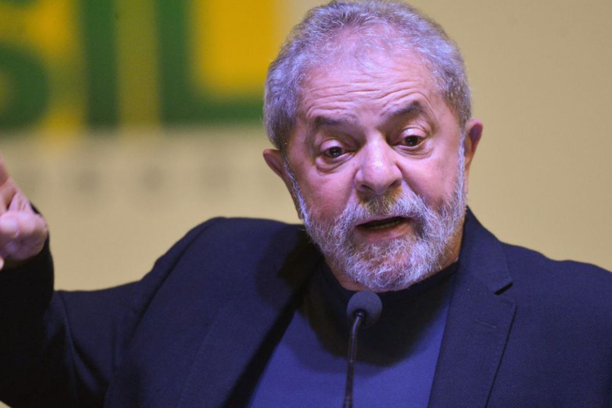 Lula ganha no primeiro turno