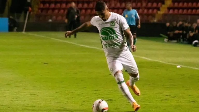 Onde assistir jogo Chapecoense x Ponte Preta hoje e horário (03/09)