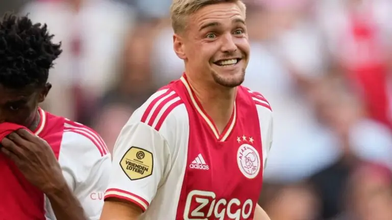 Onde assistir jogo do Ajax hoje x Rangers ao vivo na Champions (07/09)