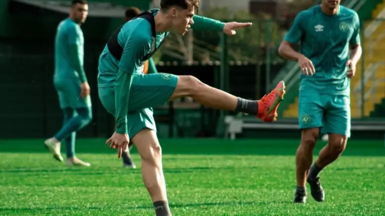 Onde assistir Londrina x Chapecoense hoje ao vivo e horário (10/09)