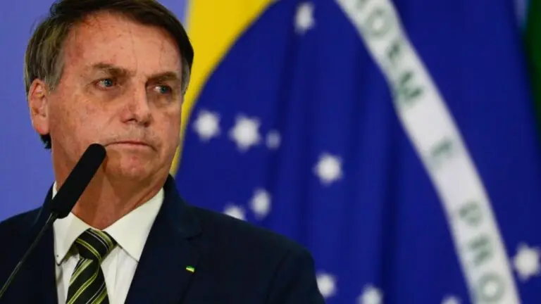 Entenda a relação de Bolsonaro com o orçamento secreto 2022