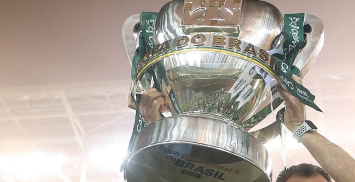 Quem tem mais Copa do Brasil Flamengo ou Corinthians
