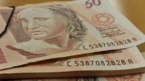 Subiu: valor do salário mínimo em 2023 atualizado