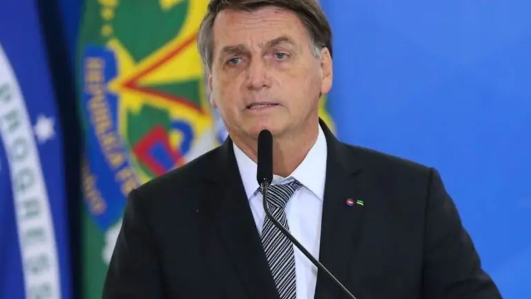Bolsonaro já foi preso após criticar exército; entenda o que aconteceu