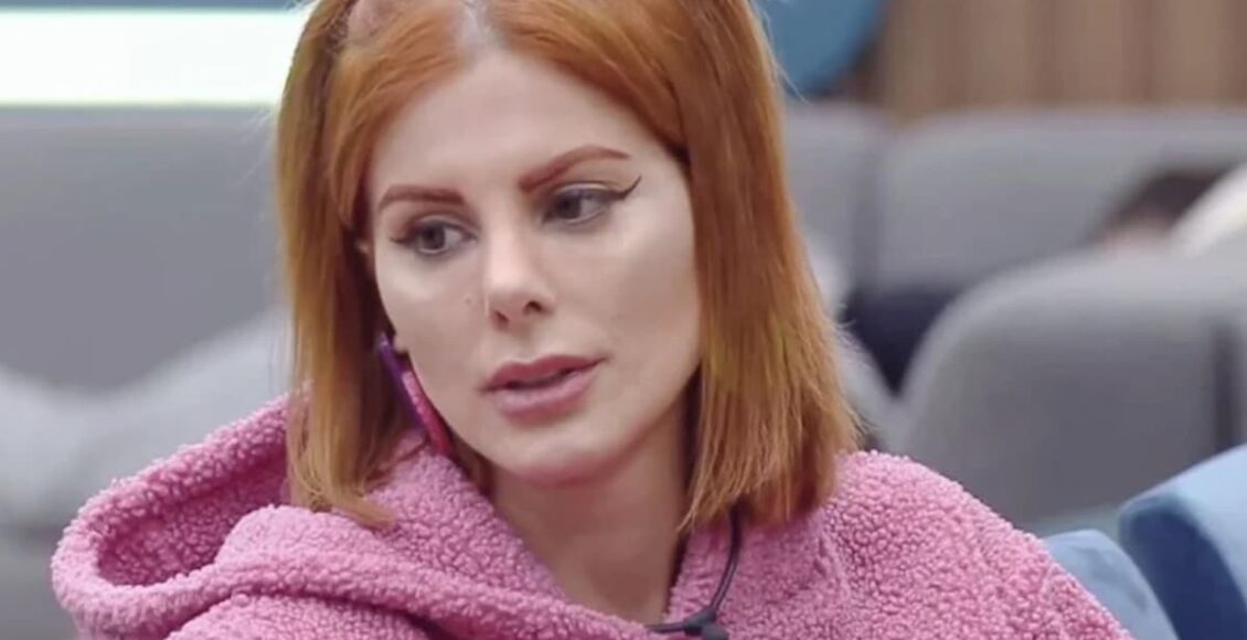 Vídeo de Deborah falando que é rica