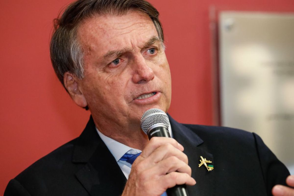 Bolsonaro já foi preso após criticar exército; entenda o que aconteceu