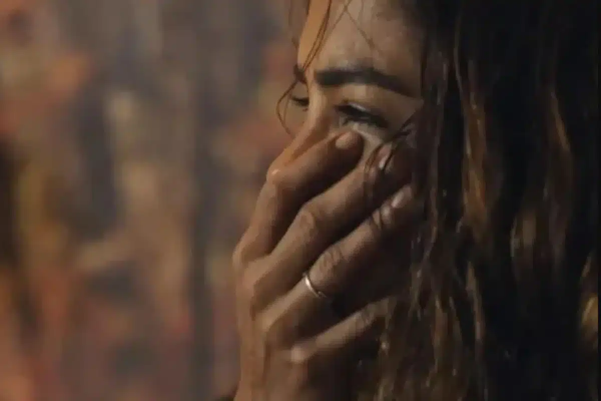 Quando Brisa descobre traição em Travessia