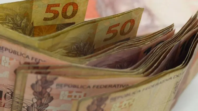 Tem como saber se meu empréstimo do Auxílio Brasil foi aprovado?