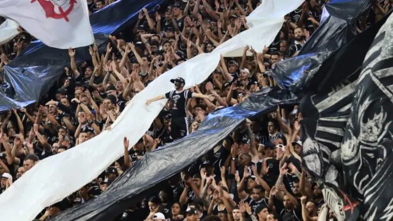 Pela ‘Fiel’, jogo do Corinthians é suspenso neste sábado
