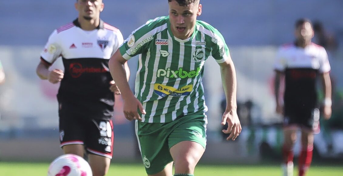 Primeiro rebaixado do Brasileirão 2022