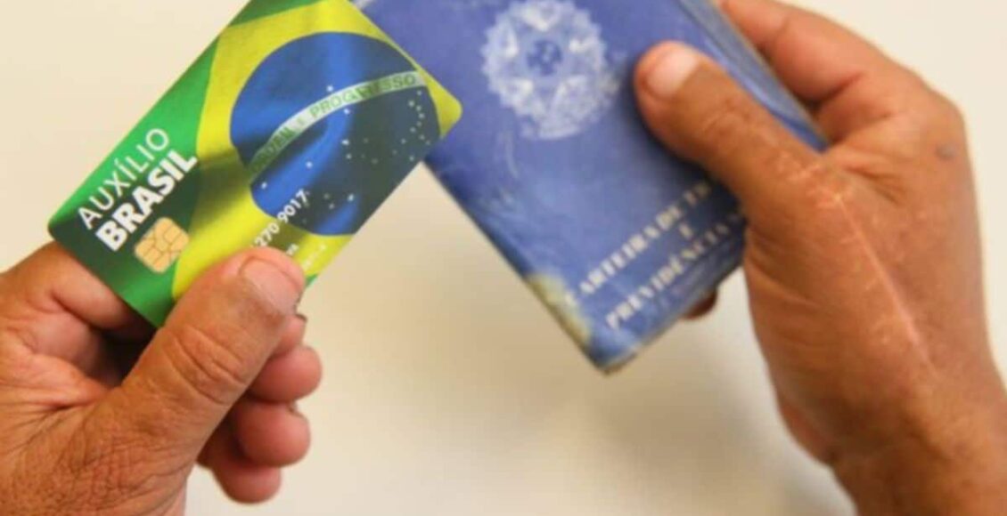quando cai na conta o empréstimo do auxílio brasil