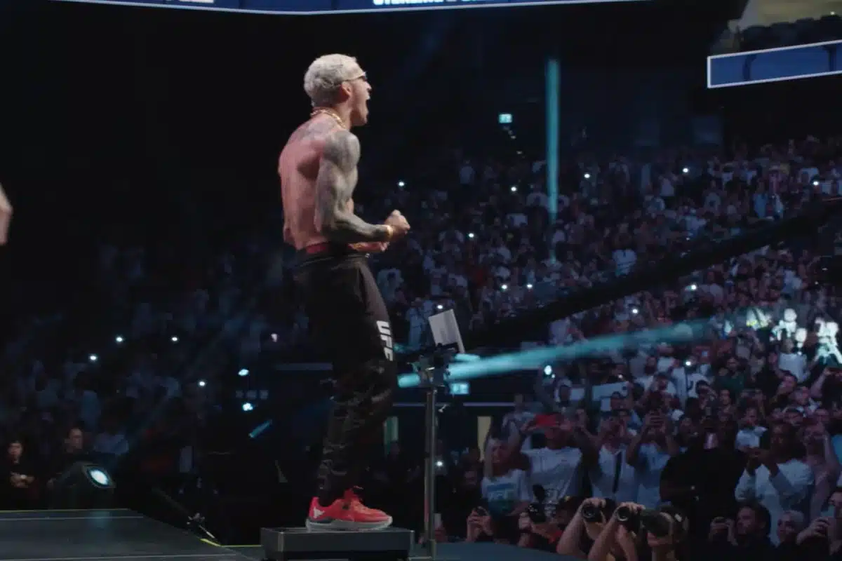 Quem ganhou a luta do Charles do Bronx